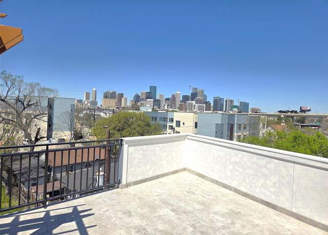 Property at 2115 Sauer St, Houston, TX 77004, 4 beds, 4 baths