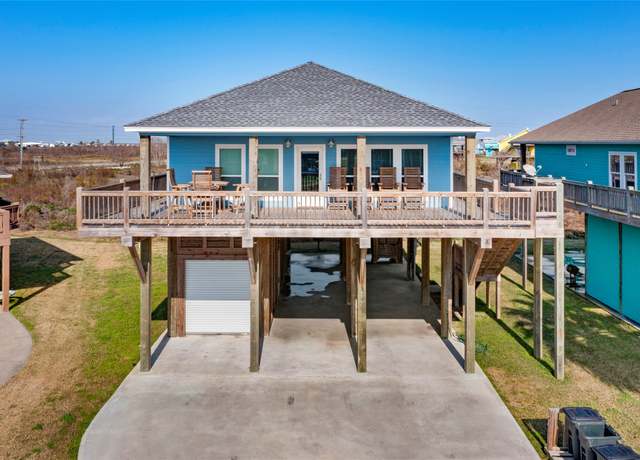Property at 976 Mary Lynn, Crystal Beach, TX 77650, 3 beds, 2 baths