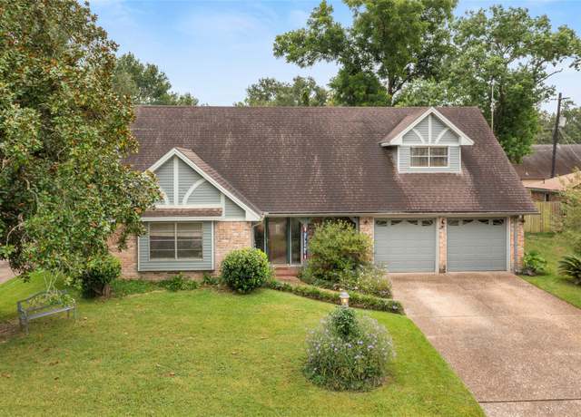 Property at 5104 E Bayou Dr, Dickinson, TX 77539, 4 beds, 2 baths