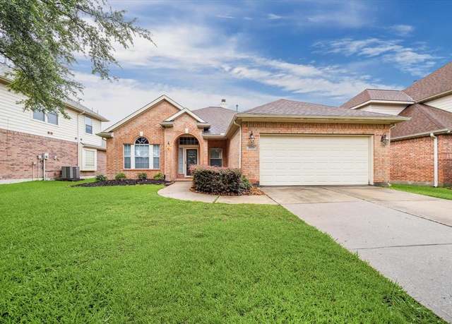 Property at 20779 Oakhurst Meadows Dr, Porter, TX 77365, 4 beds, 2 baths