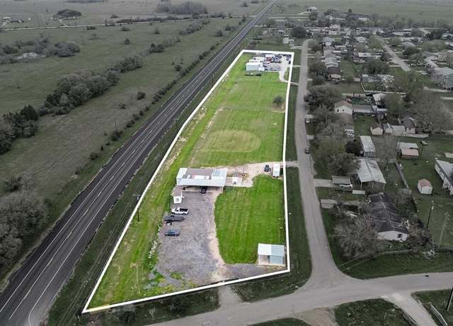 Property at 547 W Navigation St, Brookshire, TX 77423, 3 beds, 2 baths