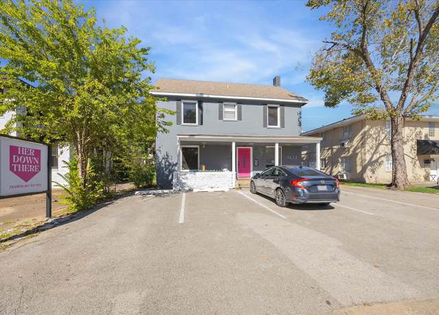 Property at 1622 W Alabama St, Houston, TX 77006, 3 beds, 2 baths
