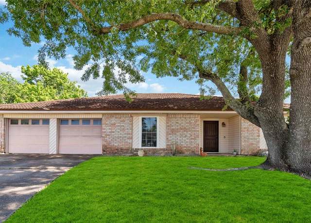 Property at 2602 Pilgrims Point Dr, Webster, TX 77598, 3 beds, 3 baths