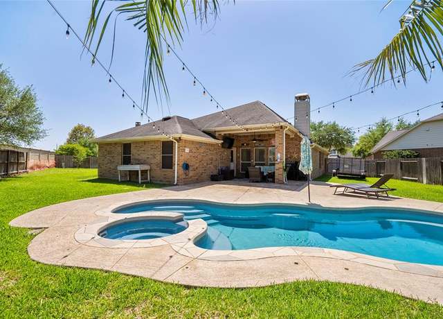 Property at 28103 Helmsman Knolls Dr, Katy, TX 77494, 4 beds, 2 baths