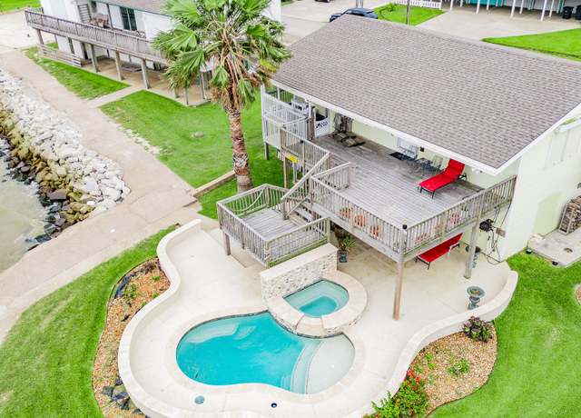 Property at 1417 8th St, San Leon, TX 77539, 3 beds, 3 baths