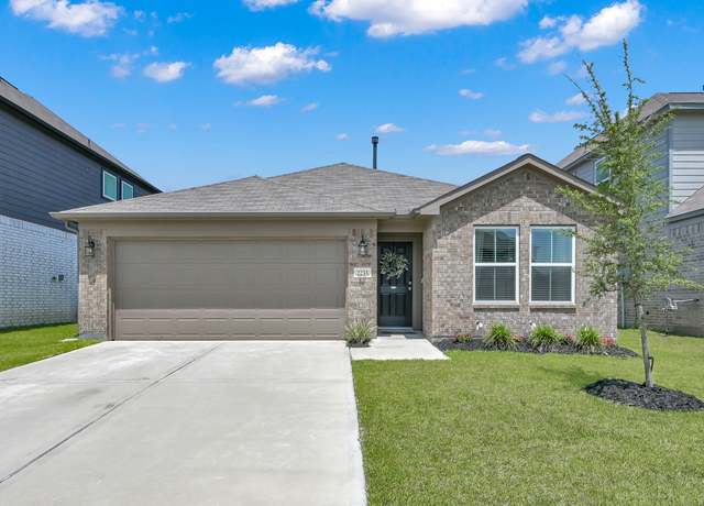 Property at 2233 Forest Chestnut Dr, Spring, TX 77386, 3 beds, 2 baths