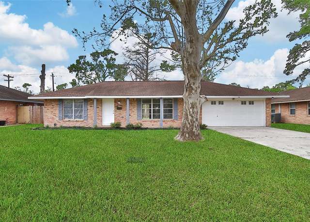 Property at 3015 Peppermill Rd, Houston, TX 77080, 3 beds, 2 baths