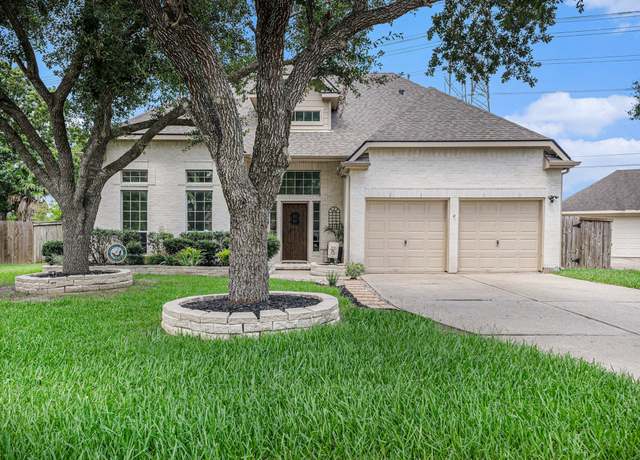 Property at 2334 Seamist Cir, Seabrook, TX 77586, 4 beds, 3.5 baths