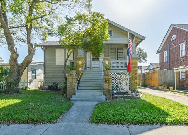 Property at 3921 Avenue P 1/2, Galveston, TX 77550, 4 beds, 2 baths