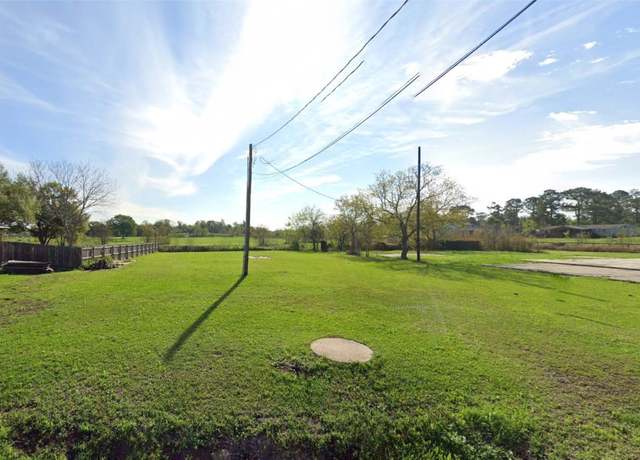 Property at 435 Blueberry St, Bridge City, TX 77611