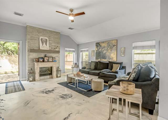 Property at 14415 Red Mulberry Ln, Houston, TX 77044, 4 beds, 2 baths
