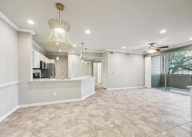 Property at 2111 Welch St Unit A119, Houston, TX 77019, 2 beds, 2 baths