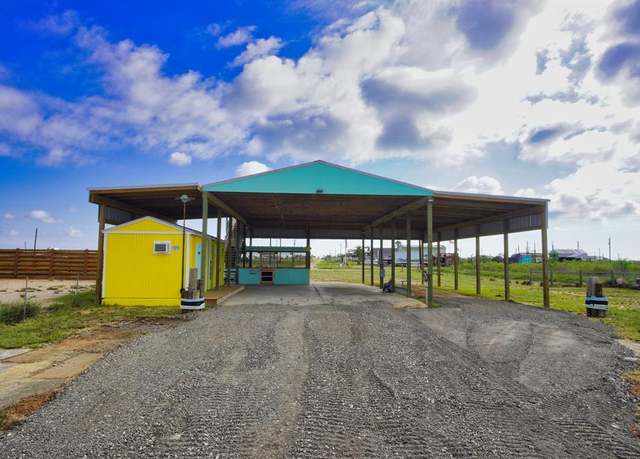 Property at 996 Blue Water Blvd, Sargent, TX 77414