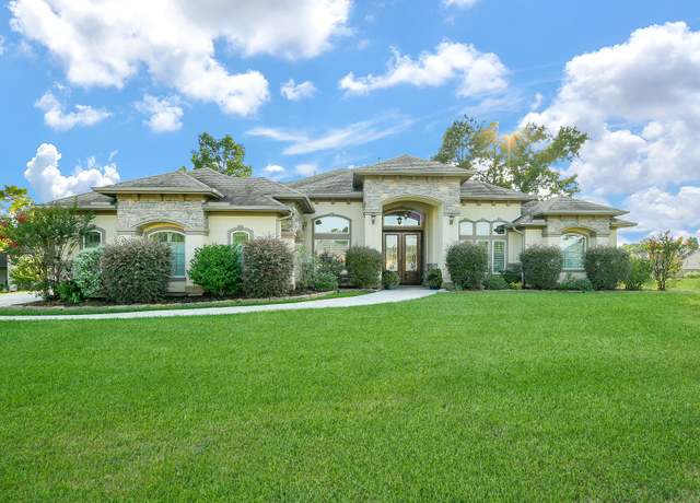 Property at 1630 Opal Trl, Willis, TX 77378, 4 beds, 3 baths