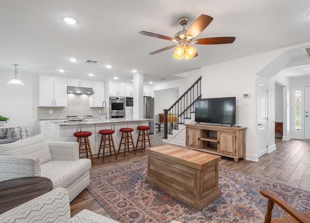 Property at 2108 Savanna Ct N, League City, TX 77573, 4 beds, 2 baths