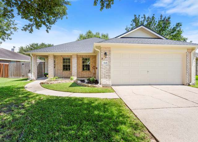 Property at 3245 Meadow Bay Ln, Dickinson, TX 77539, 3 beds, 2 baths