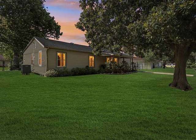 Property at 3610 Avenue G, Nederland, TX 77627, 5 beds, 2 baths