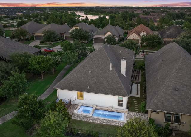 Property at 15 Floral Hills Ln, Fulshear, TX 77441, 3 beds, 3.5 baths