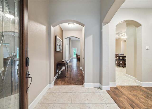 Property at 18411 S Raven Shore Dr, Cypress, TX 77433, 4 beds, 2.5 baths