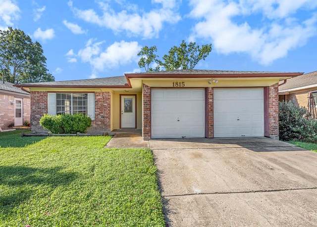 Property at 1815 Chickadee Dr, League City, TX 77573, 3 beds, 2 baths