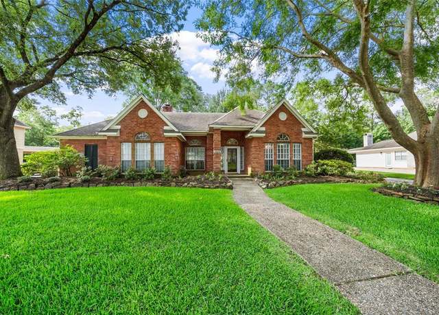 Property at 1523 Lofty Maple Trail Trl, Kingwood, TX 77345, 4 beds, 3 baths