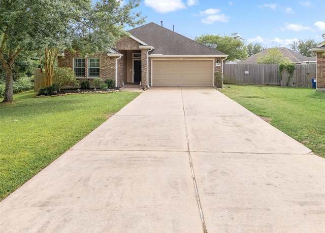 Property at 4050 Palmetto Ct, Dickinson, TX 77539, 3 beds, 2 baths