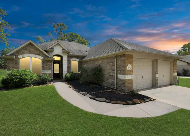 Property at 1947 Chart Dr, Crosby, TX 77532, 4 beds, 2 baths