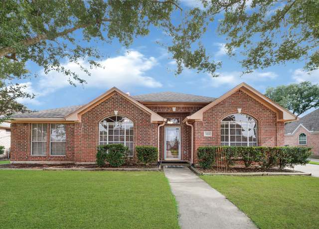 Property at 1414 Watson Dr, Deer Park, TX 77536, 3 beds, 2 baths