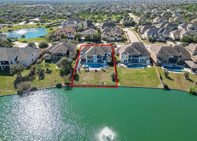 Property at 3907 Nottingham Bluff Ln, Katy, TX 77494, 6 beds, 5 baths