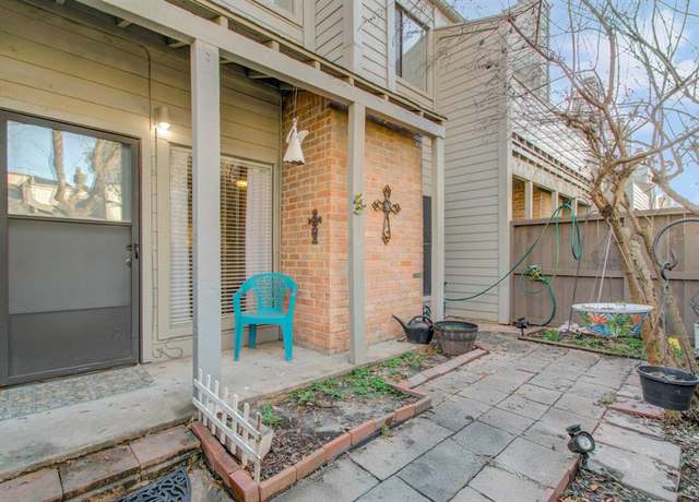 Property at 1620 Prairie Mark Ln #98, Houston, TX 77077, 2 beds, 2.5 baths