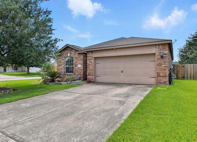 Property at 737 Grassy Knoll Ln, La Marque, TX 77568, 3 beds, 2 baths