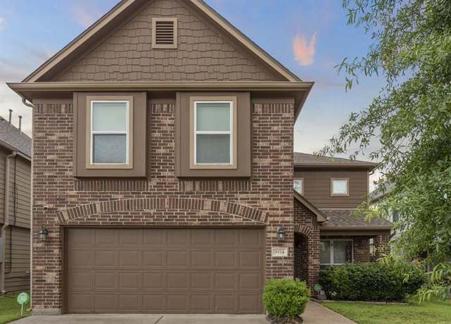 Property at 9934 Chimney Swift Ln, Conroe, TX 77385, 5 beds, 2.5 baths