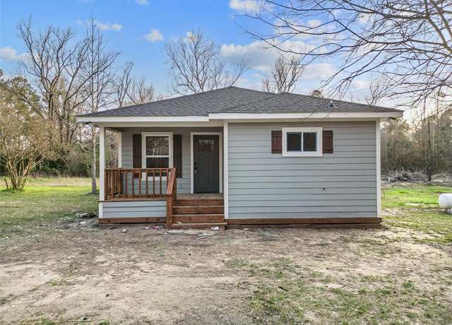 Property at 301 Pineland Dr, Trinity, TX 75862, 4 beds, 2 baths