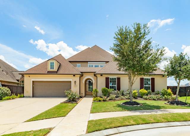 Property at 10306 Terra St, Iowa Colony, TX 77583, 4 beds, 3.5 baths