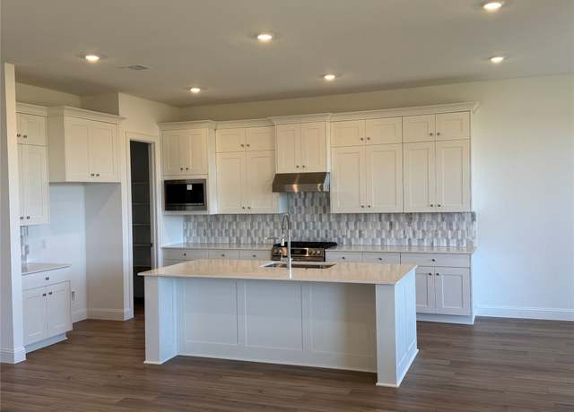 Property at 4801 Dickens Landing Dr, League City, TX 77573, 3 beds, 2.5 baths