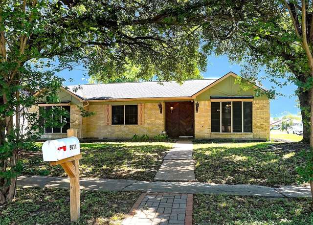 Property at 9611 Huntington Hill Dr, Houston, TX 77099, 3 beds, 2 baths