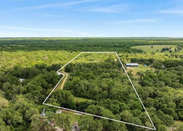 Property at 3205 County Road 308, Caldwell, TX 77836, 4 beds, 3.5 baths