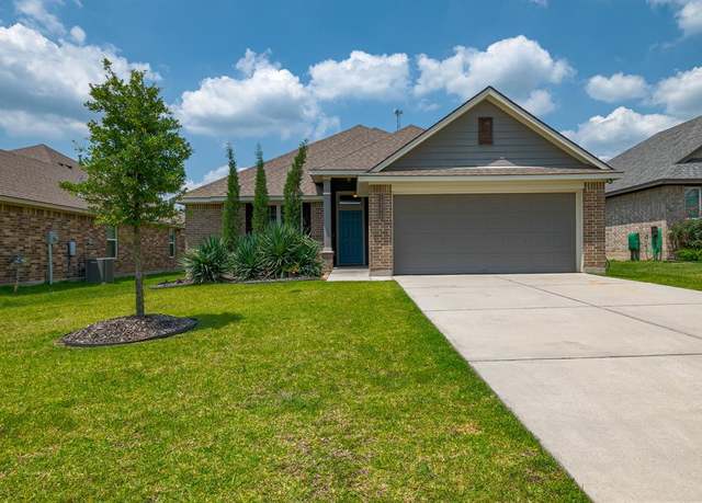 Property at 14370 S Summerchase Cir, Willis, TX 77318, 4 beds, 2 baths