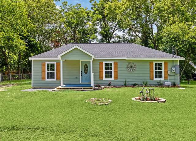 Property at 4314 Peck Ave, Santa Fe, TX 77517, 3 beds, 2 baths