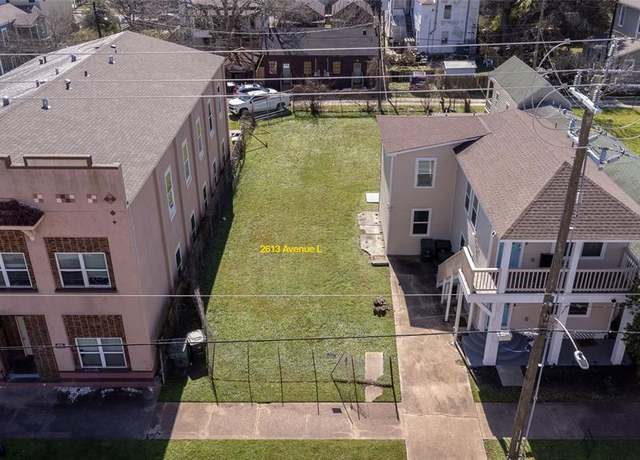 Property at 2613 Avenue L, Galveston, TX 77550