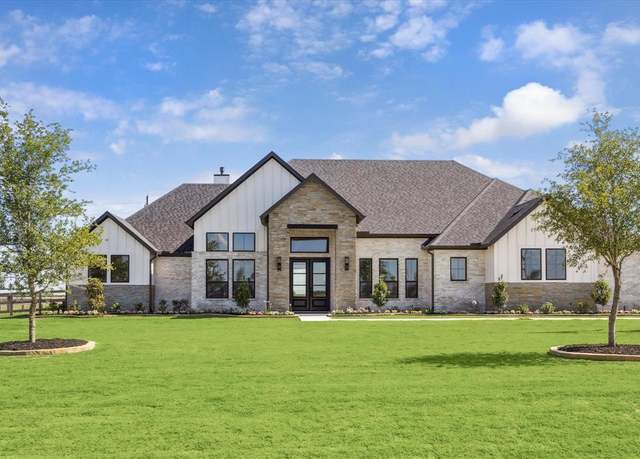 Property at 1027 Lake Breeze Dr, Waller, TX 77484, 4 beds, 4.5 baths