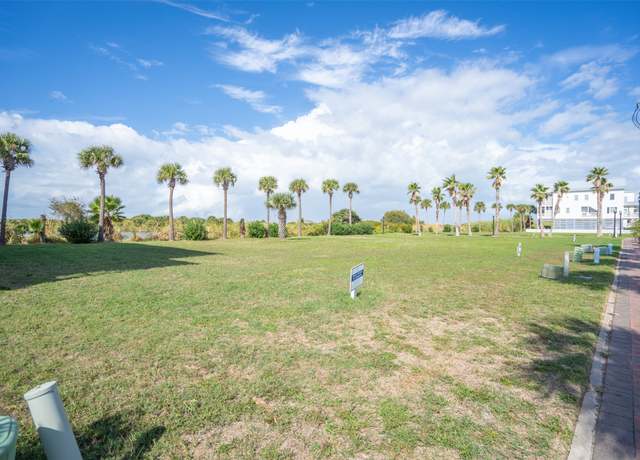 Property at 1546 Beachtown Dr, Galveston, TX 77550