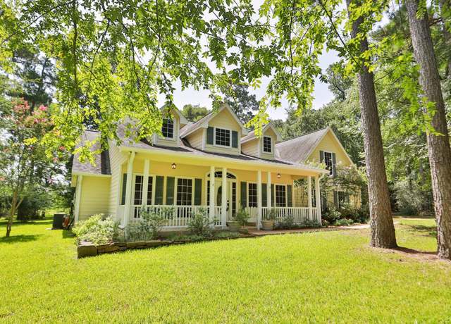 Property at 26718 Stagecoach Crossing Dr, Magnolia, TX 77355, 3 beds, 2 baths