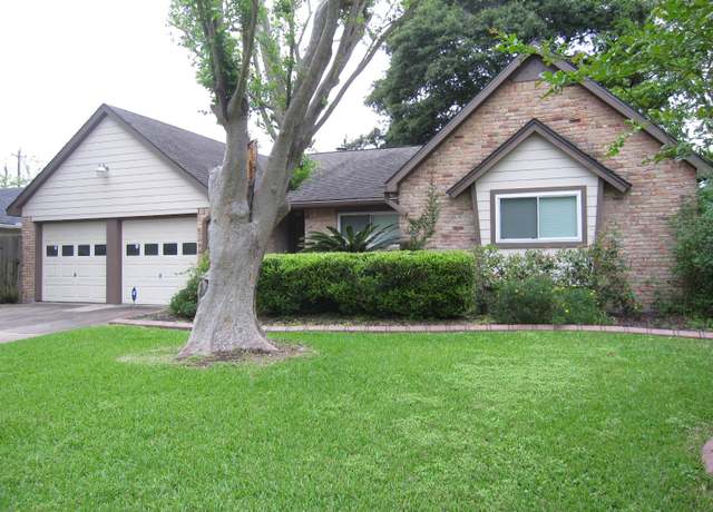 Property at 5934 Hummingbird St, Houston, TX 77096, 3 beds, 2 baths