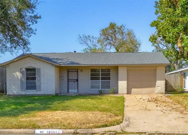 Property at 12938 S Coast Dr, Houston, TX 77047, 3 beds, 1.5 baths