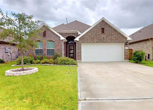 Property at 4926 Arbor Crest Ln, League City, TX 77573, 3 beds, 2.5 baths