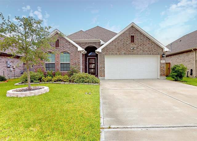 Property at 4926 Arbor Crest Ln, League City, TX 77573, 3 beds, 2.5 baths