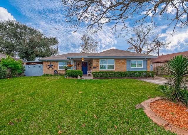 Property at 2406 Hillshire Dr, Deer Park, TX 77536, 3 beds, 1.5 baths