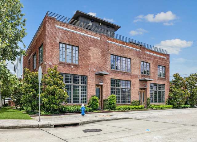 Property at 808 Coronado St, Houston, TX 77009, 8 beds, 6.5 baths