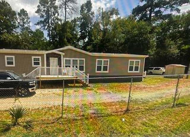 Property at 1025 Hope Rd, Conroe, TX 77384, 3 beds, 2 baths